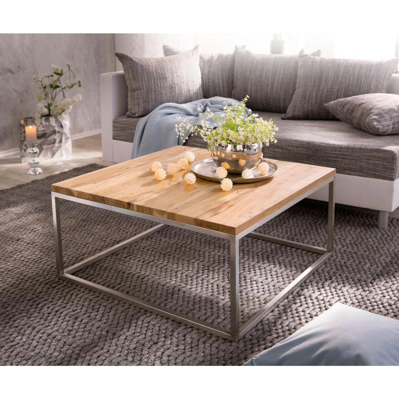 DELIFE Wohnzimmertisch Tatius Akazie Natur 80x80 Gestell Edelstahl Industrial Style 1 DELIFE Wohnzimmertisch Tatius Akazie Natur 80x80 Gestell Edelstahl Industrial Style