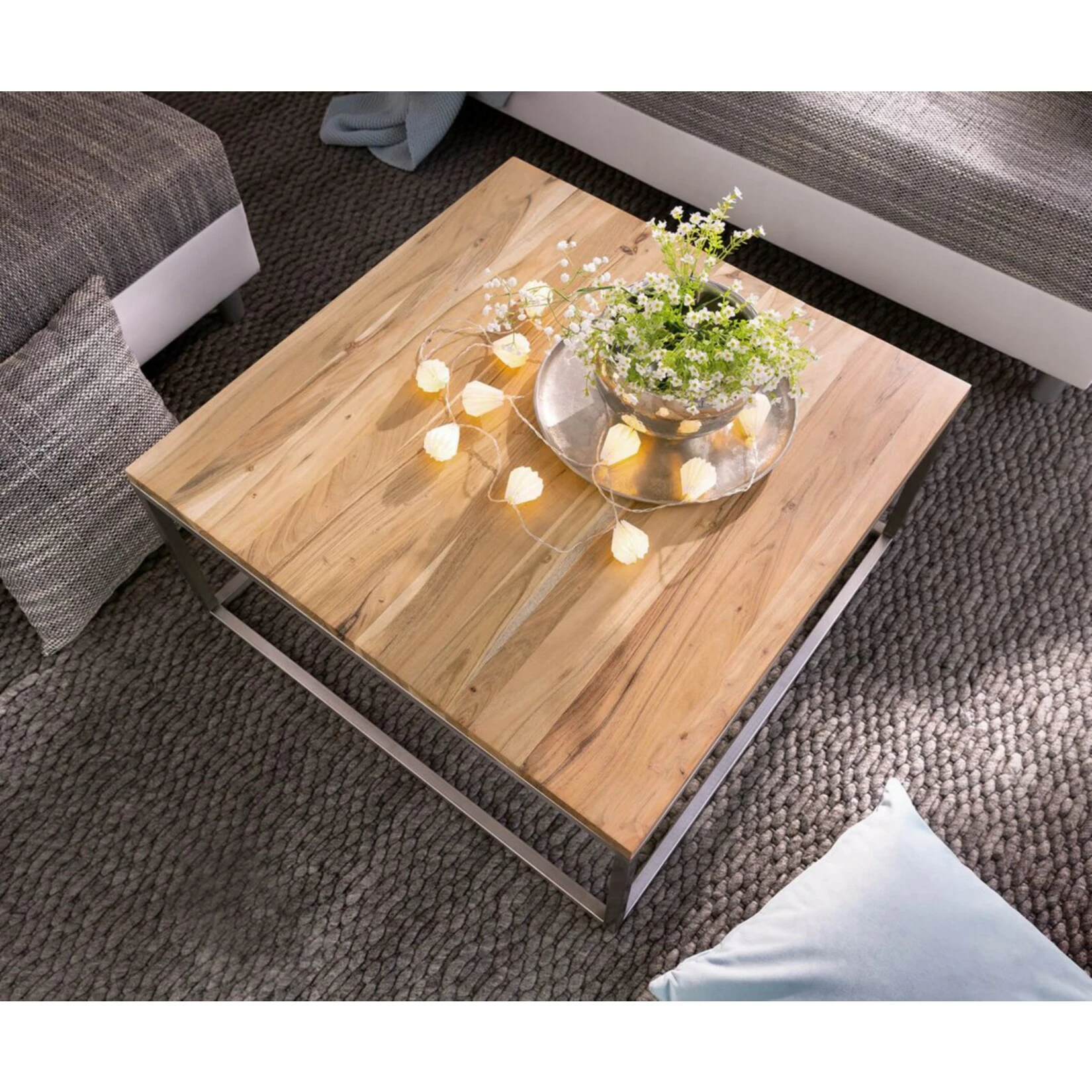 DELIFE Wohnzimmertisch Tatius Akazie Natur 80x80 Gestell Edelstahl Industrial Style 3 DELIFE Wohnzimmertisch Tatius Akazie Natur 80x80 Gestell Edelstahl Industrial Style – Bild 3