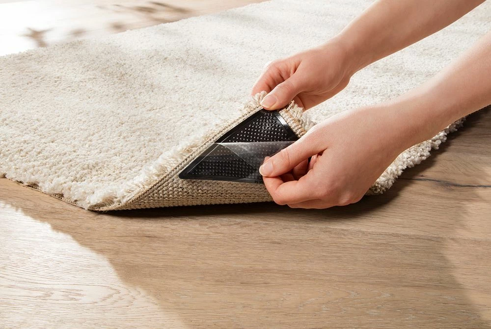 WOHNWOHL® Teppich-Anti-Rutsch Ecken • Anti-Slip Unterlage I Selbstklebend I Einfache Anwendung • Waschbar Und Wieder Verwendbar • Schwarz • Für Teppiche Und Matten • 8er-Set 2 WOHNWOHL® Teppich-Anti-Rutsch Ecken • Anti-Slip Unterlage I Selbstklebend I Einfache Anwendung • Waschbar Und Wieder Verwendbar • Schwarz • Für Teppiche Und Matten • 8er-Set – Bild 2