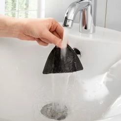 WOHNWOHL® Teppich-Anti-Rutsch Ecken • Anti-Slip Unterlage I Selbstklebend I Einfache Anwendung • Waschbar Und Wieder Verwendbar • Schwarz • Für Teppiche Und Matten • 8er-Set 7 WOHNWOHL® Teppich-Anti-Rutsch Ecken • Anti-Slip Unterlage I Selbstklebend I Einfache Anwendung • Waschbar Und Wieder Verwendbar • Schwarz • Für Teppiche Und Matten • 8er-Set -Vicco Geschäft 8600361900 TEP023 prod 004